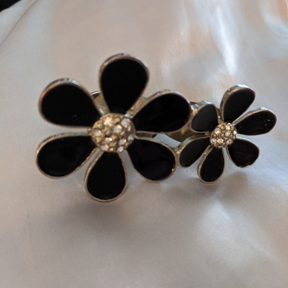 Vintage Double Floral Ring - Picture 2 of 10